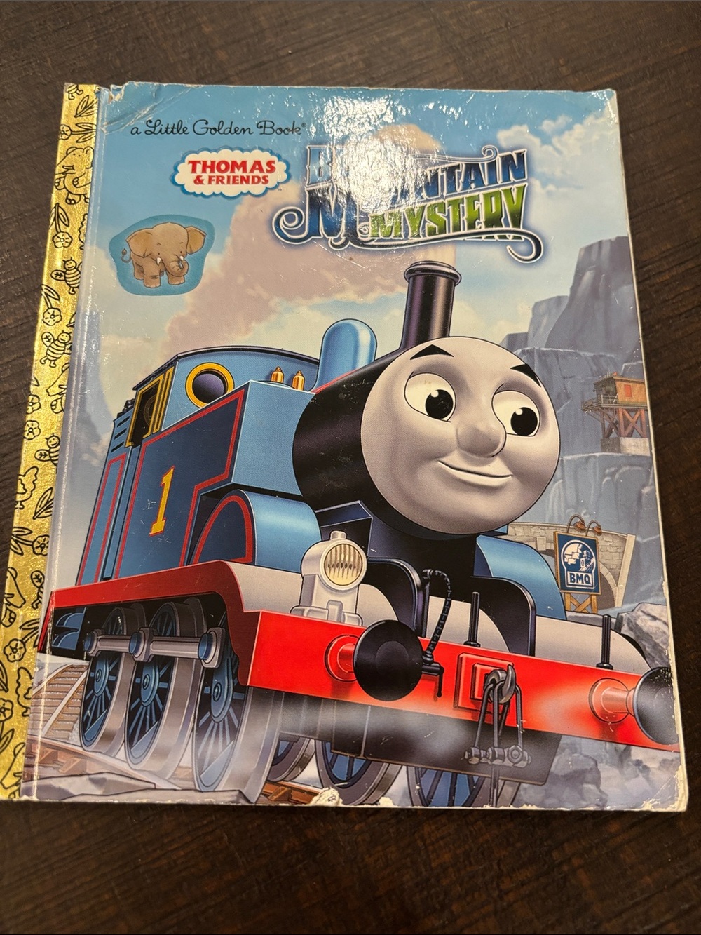 Thomas & Friends Blue and Red Train Storybook - Mountain Mystery Cover